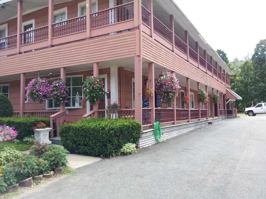 All Seasons Motel Ludlow Exterior photo
